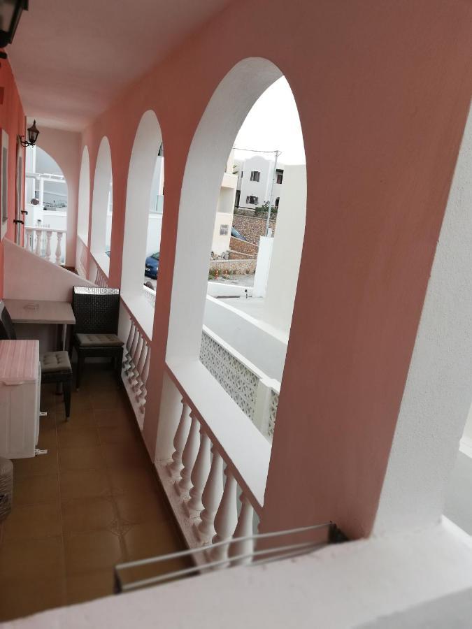 Christina Pension Karterados (Santorini) Exterior foto